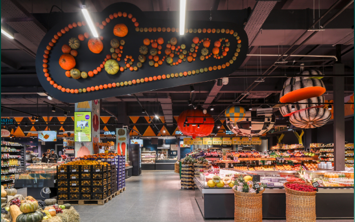 Дуже гарбузовий супермаркет: у Чернігові відкрили новий дизайнерський «Сільпо»